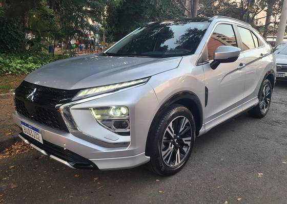 MITSUBISHI ECLIPSE CROSS 1.5 MIVEC TURBO GASOLINA HPE-S S-AWC CVT MITSUBISHI ECLIPSE CROSS 1.5 MIVEC TURBO GASOLINA HPE-S S-AWC CVT